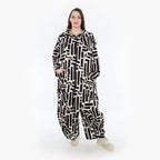 AKH 2276 Coat, Black-Ecru