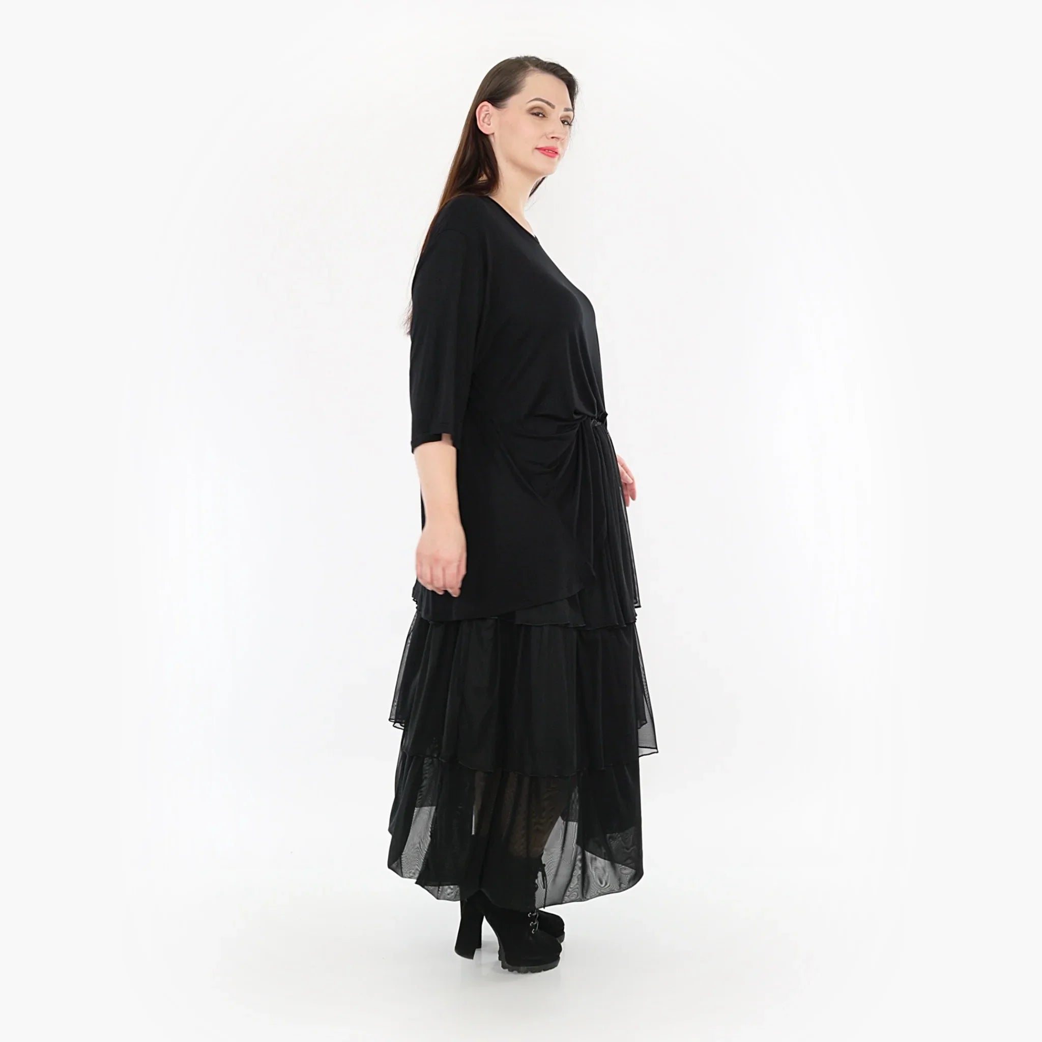 AKH 6969 Rock, Schwarz