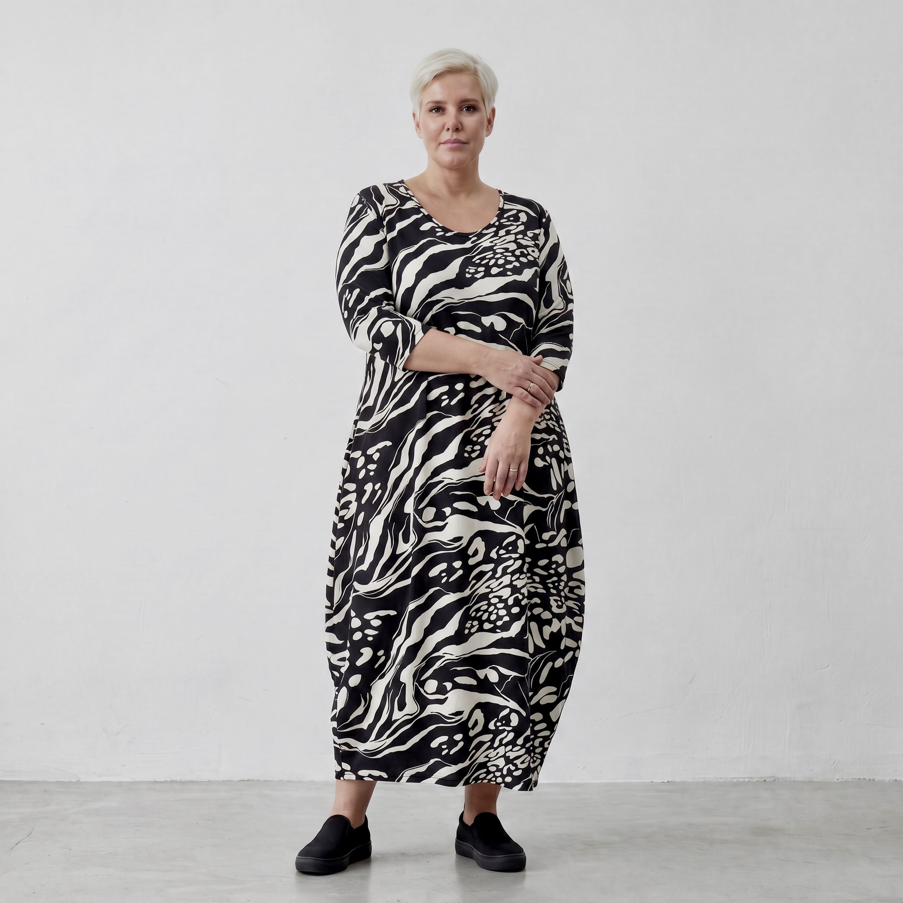 AKH 1926 Dress, Black-Ecru