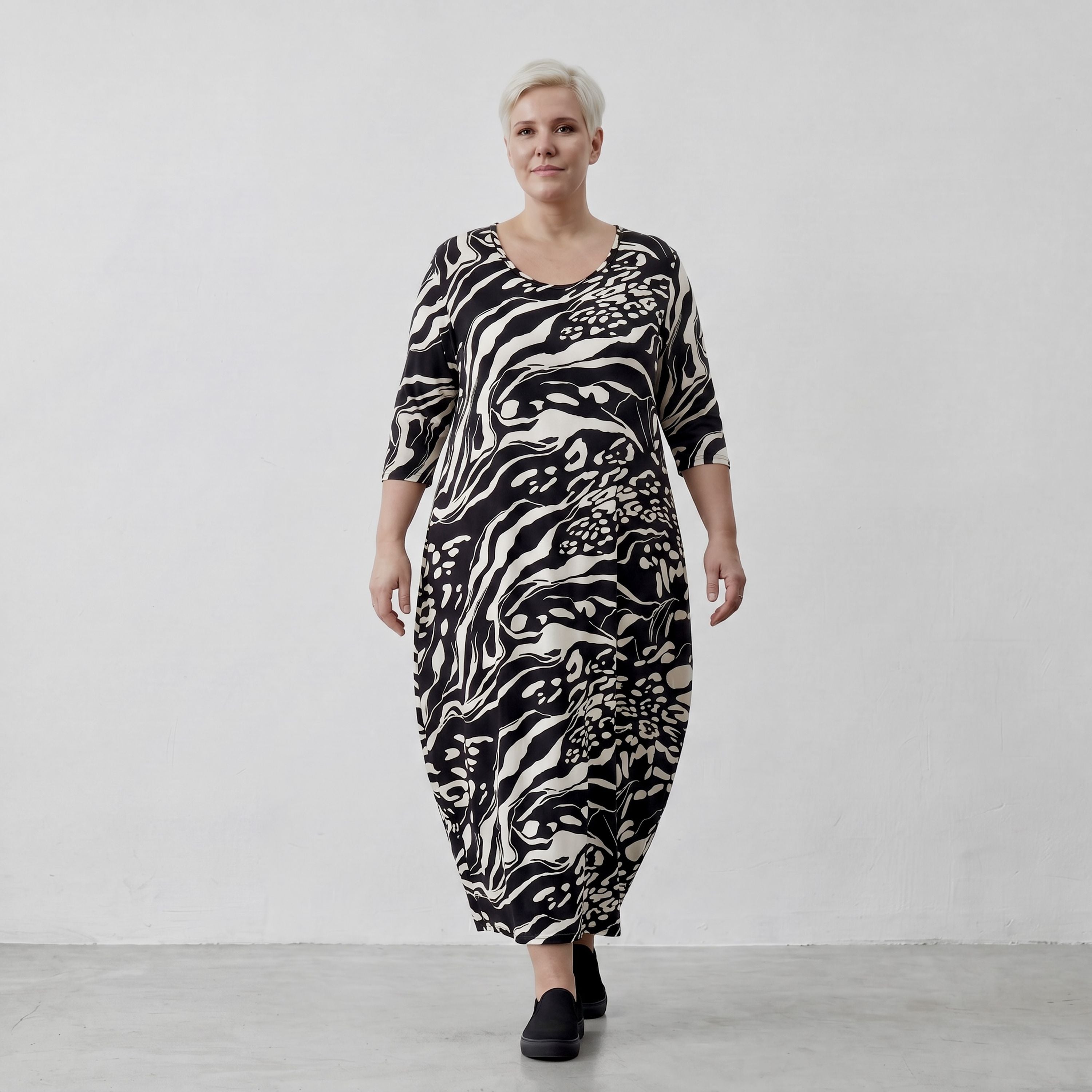 AKH 1926 Dress, Black-Ecru