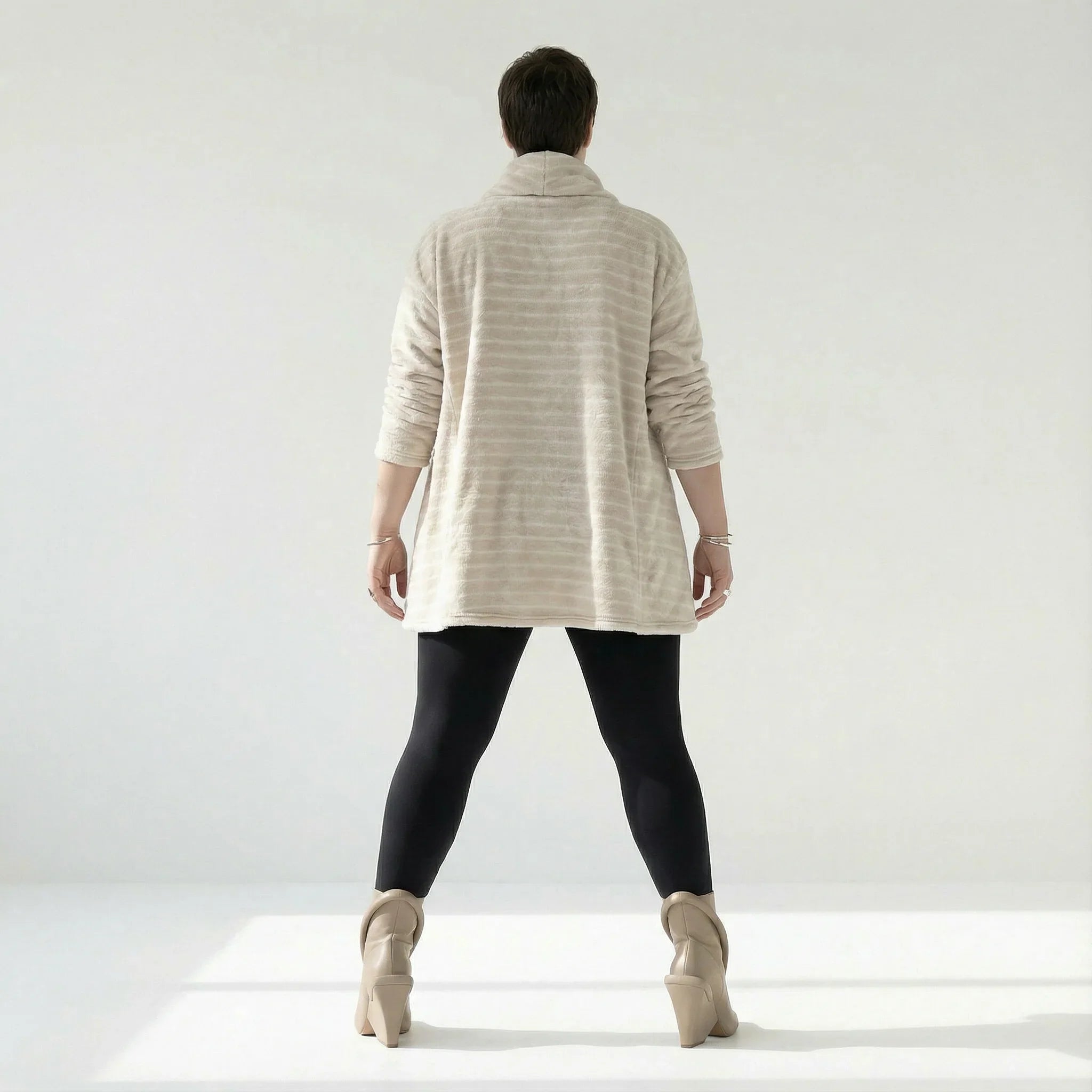 AKH Fashion 593R Big Shirt, Beige-White