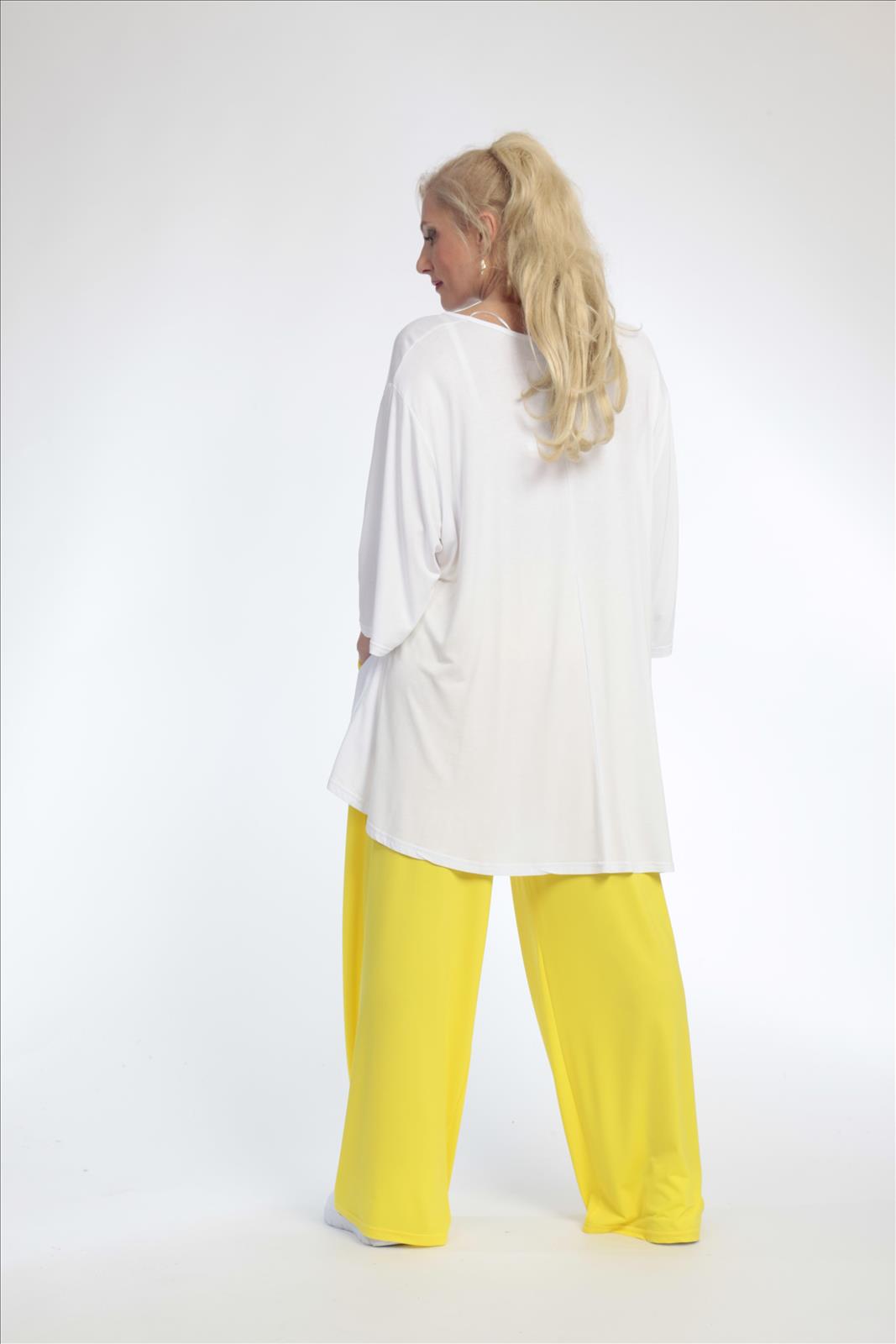 Summer trousers in a straight shape made of Slinky quality, Feline Slinky in yellow