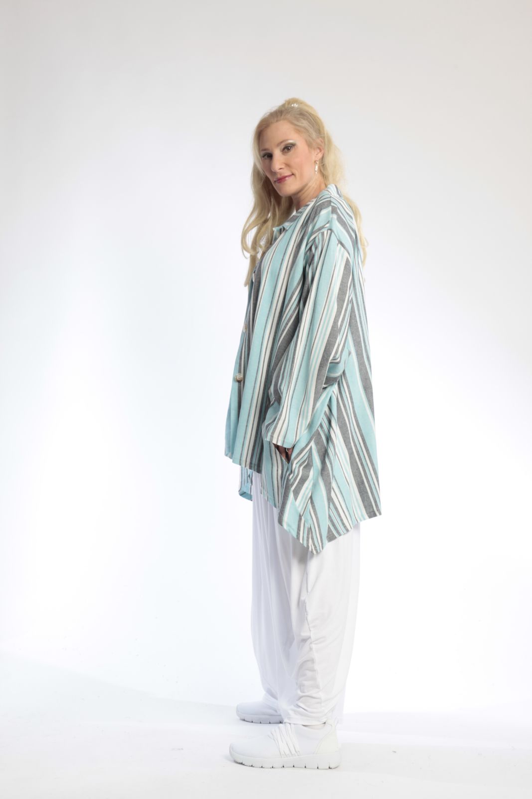 Summer jacket in mullet shape made of airy linen look quality, Candy in turquoise