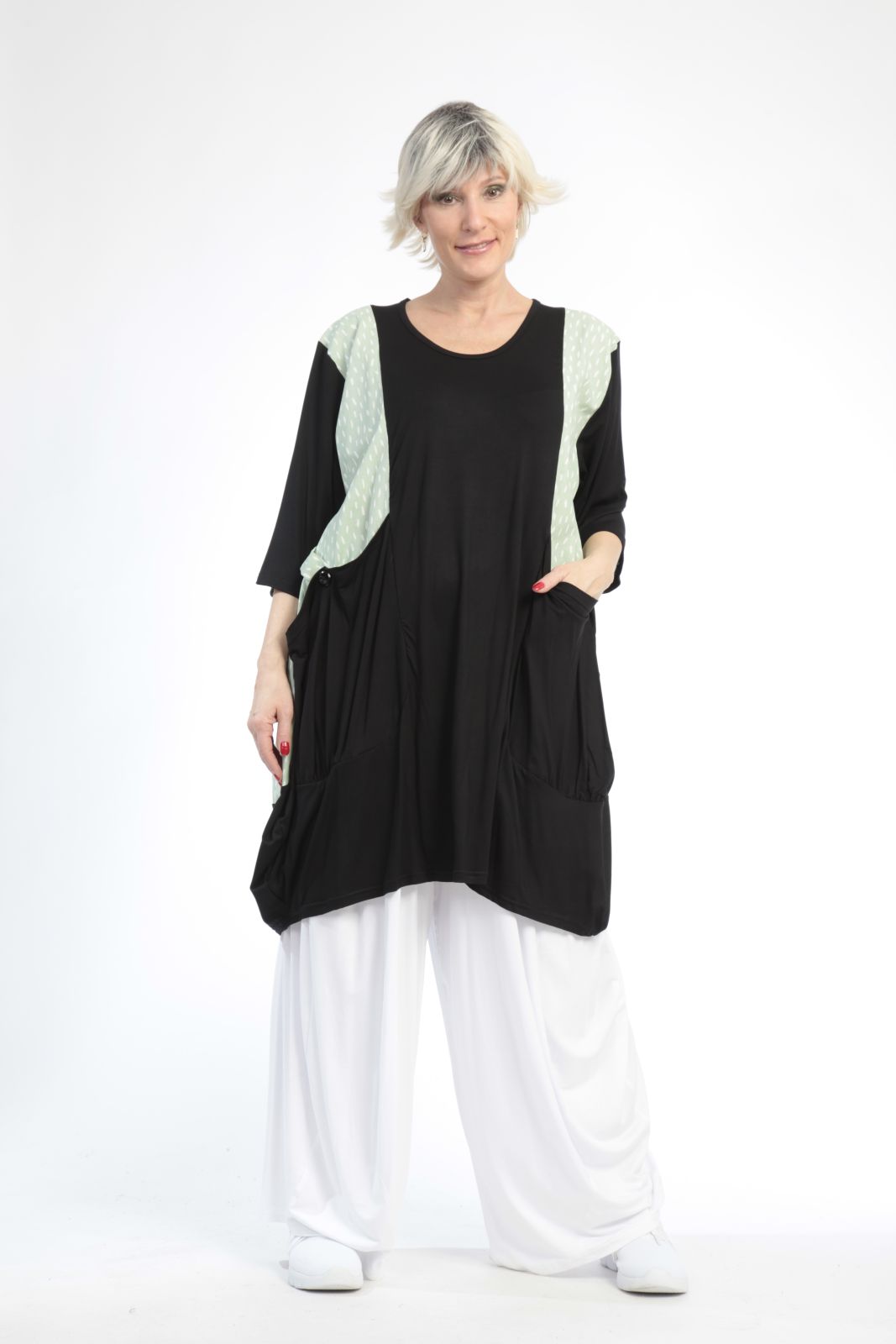 Summer shirt in balloon shape made of airy poplin quality, Baali in black and light green