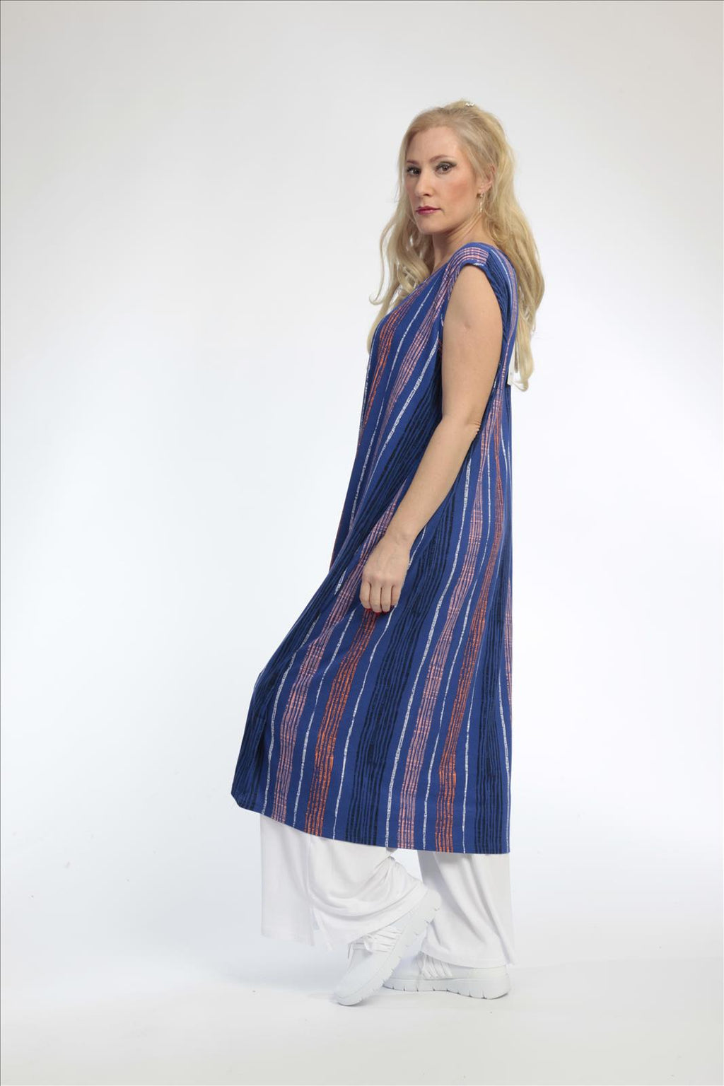 Summer dress in balloon shape made of soft jersey quality, Florida in royal blue-multi