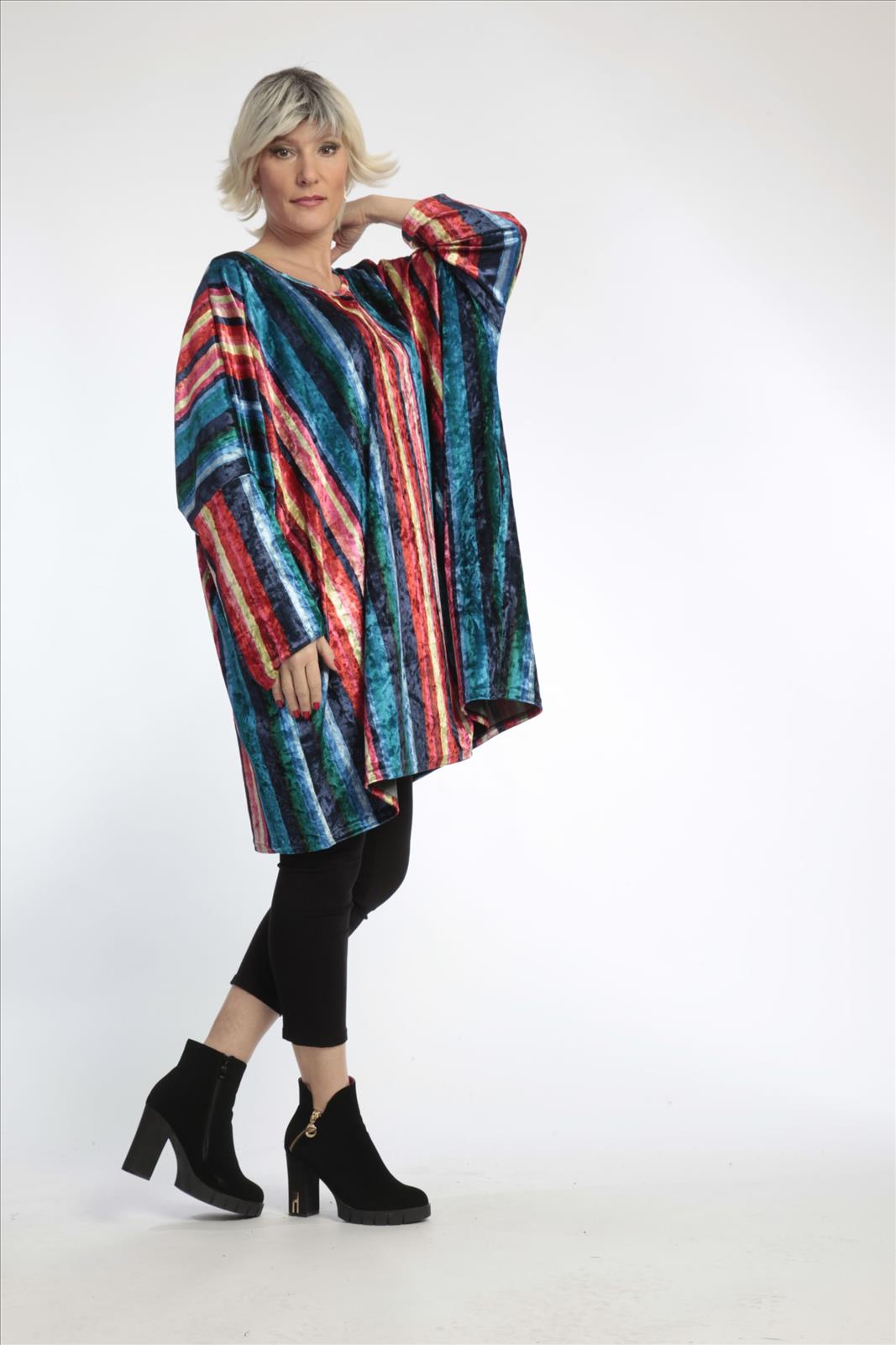 Summer big shirt in a straight shape made of velor quality, Latte in multicolor