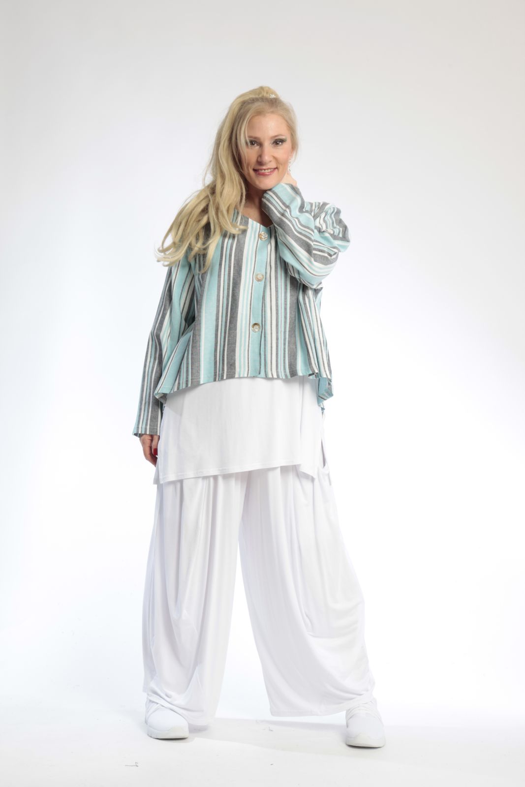 Sommer Jacke in gerundeter Form aus luftiger Leinen Optik Qualität, Candy in Türkis