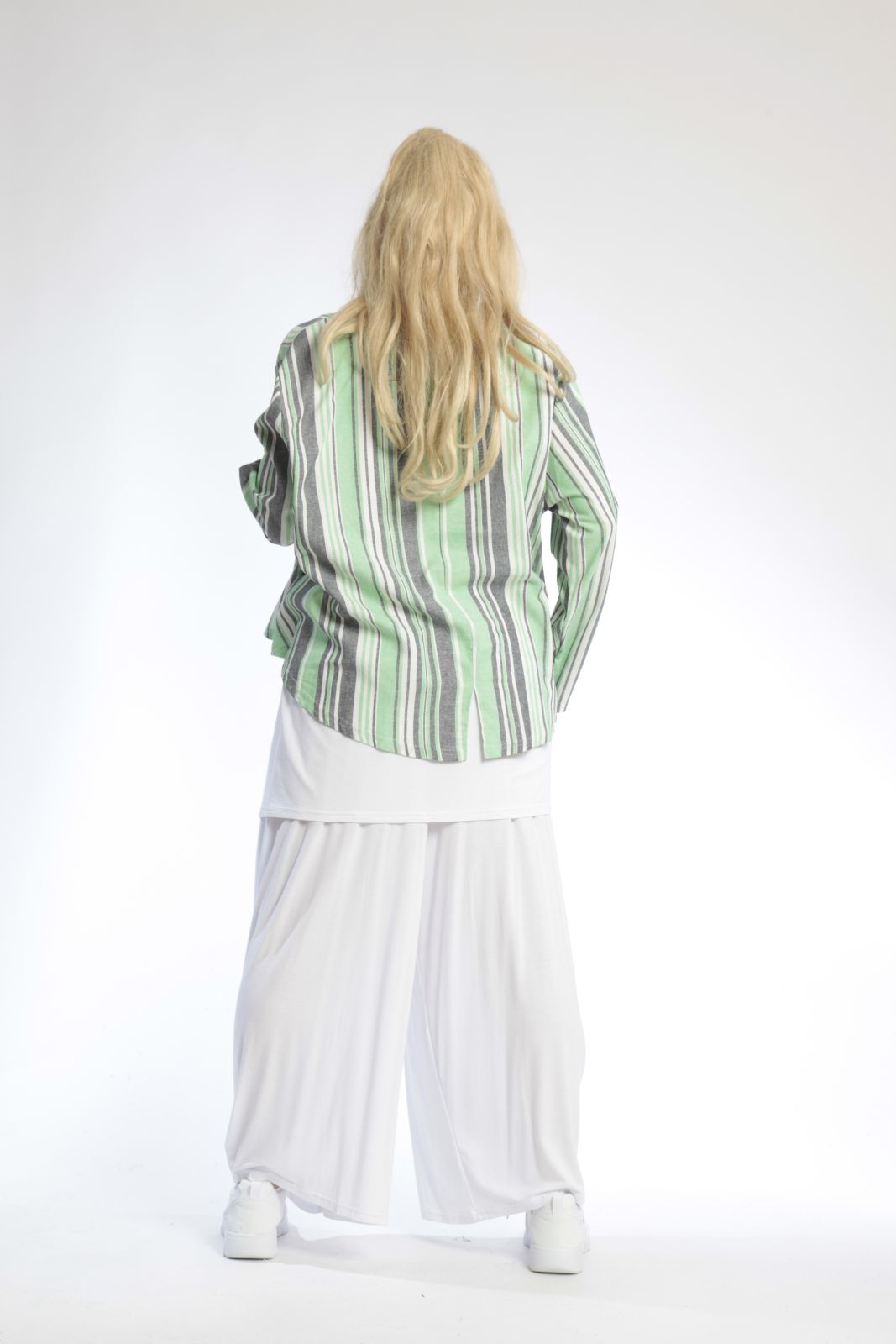 Summer jacket in a rounded shape made of airy linen look quality, Candy in Kiwi