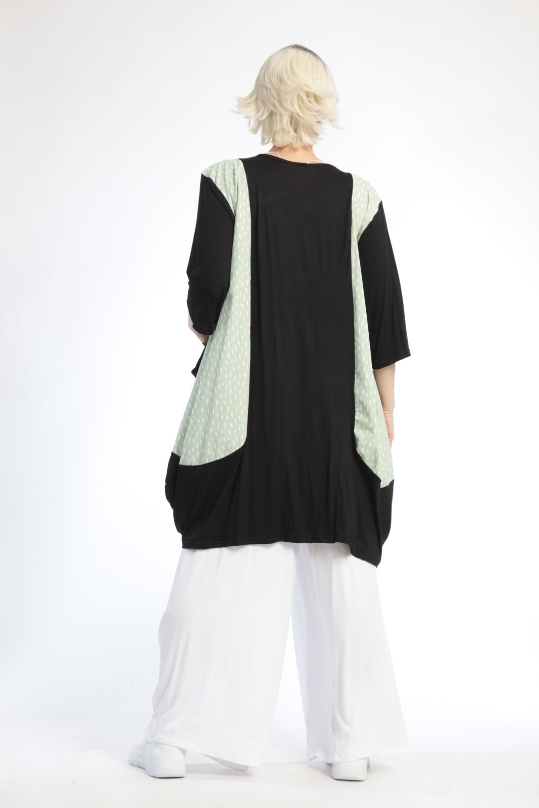 Summer shirt in balloon shape made of airy poplin quality, Baali in black and light green