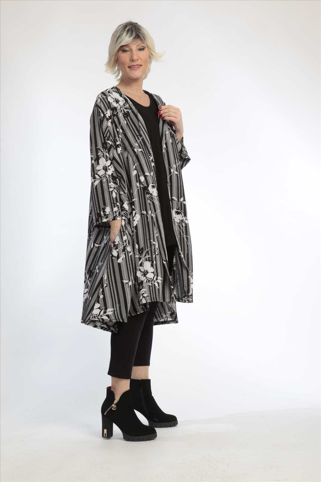 Summer jacket in the shape of chiffon quality, Zera in black and white