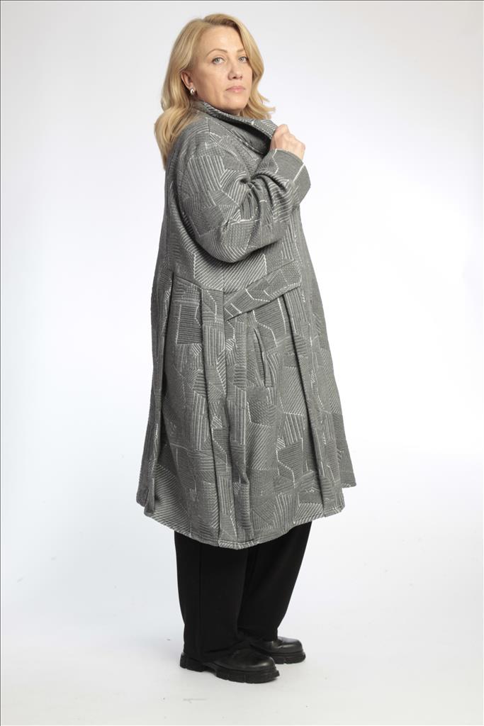 Winter coat in balloon shape made of jacquard quality, semolina in gray and white