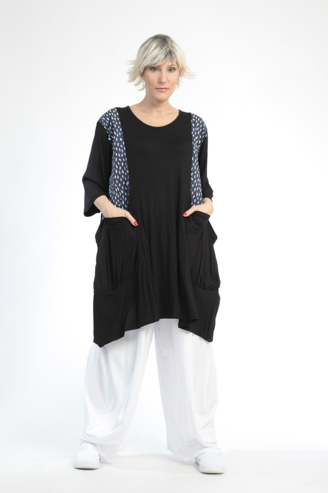 Summer shirt in balloon shape made of airy poplin quality, Baali in black and navy