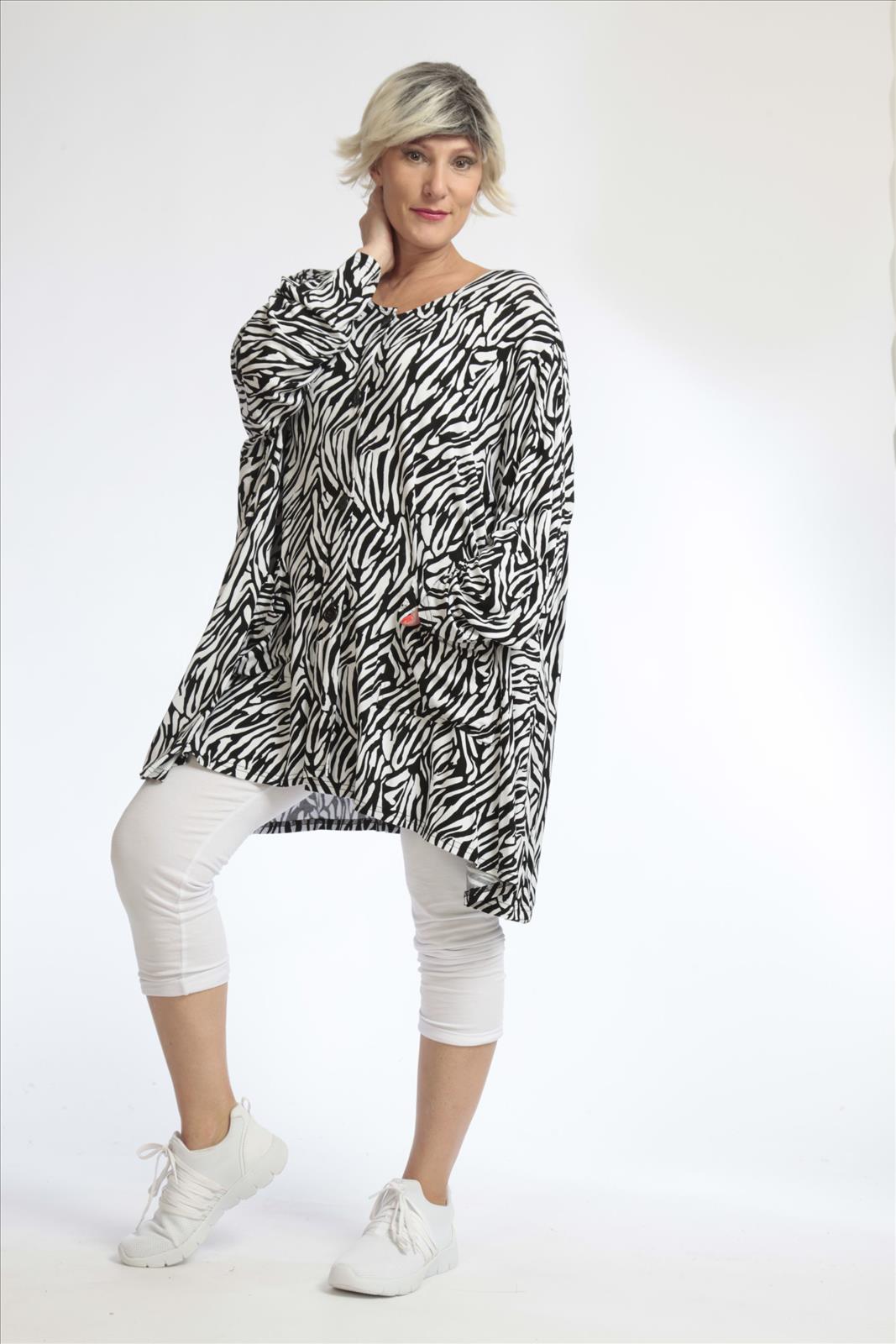 Sommer Jacke in A-Form aus feiner Jersey Qualität, Zebra in Schwarz-Weiß