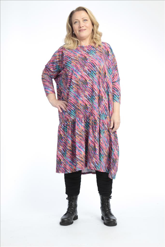 Winter dress in a straight shape made of jersey quality, Oda in multicolor