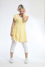 Summer top in a pointed shape made of fine knit quality, yellow