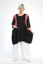 Summer shirt in balloon shape made of airy poplin quality, Baali in black and red