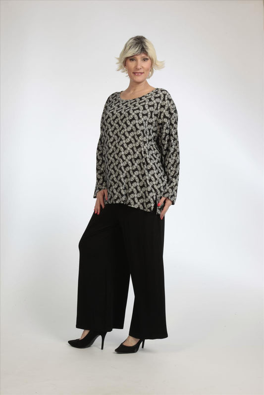 Straight-cut summer shirt made of poplin quality, black and white