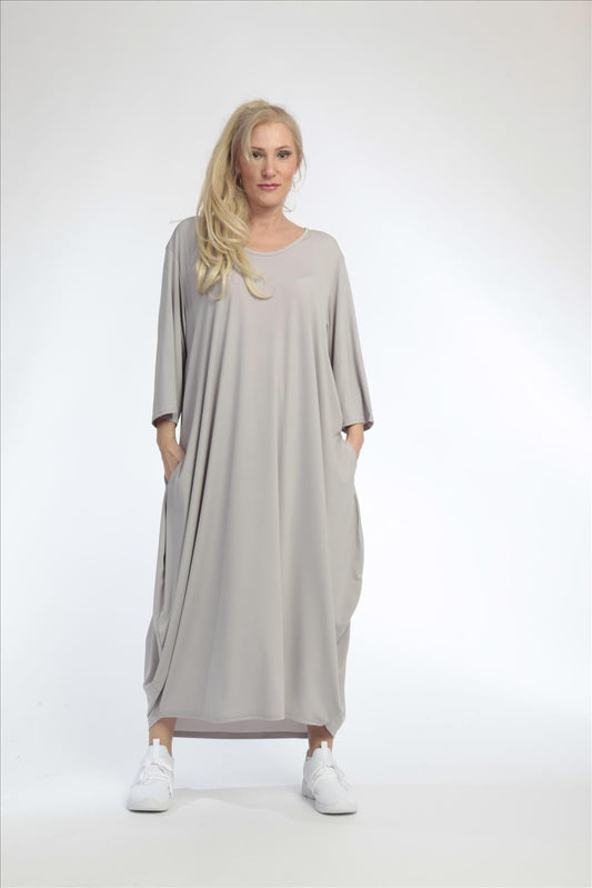 Summer dress in balloon shape made of Slinky quality, Feline Slinky in taupe