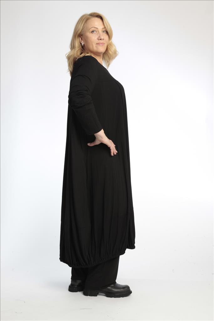 Everyday dress in balloon shape made of jersey quality, memory in black