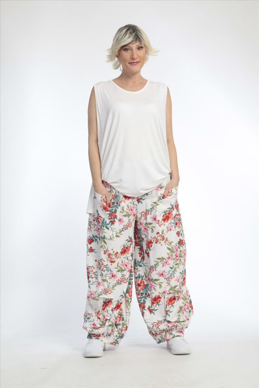 Summer trousers in balloon shape made of linen look quality, Florence in white