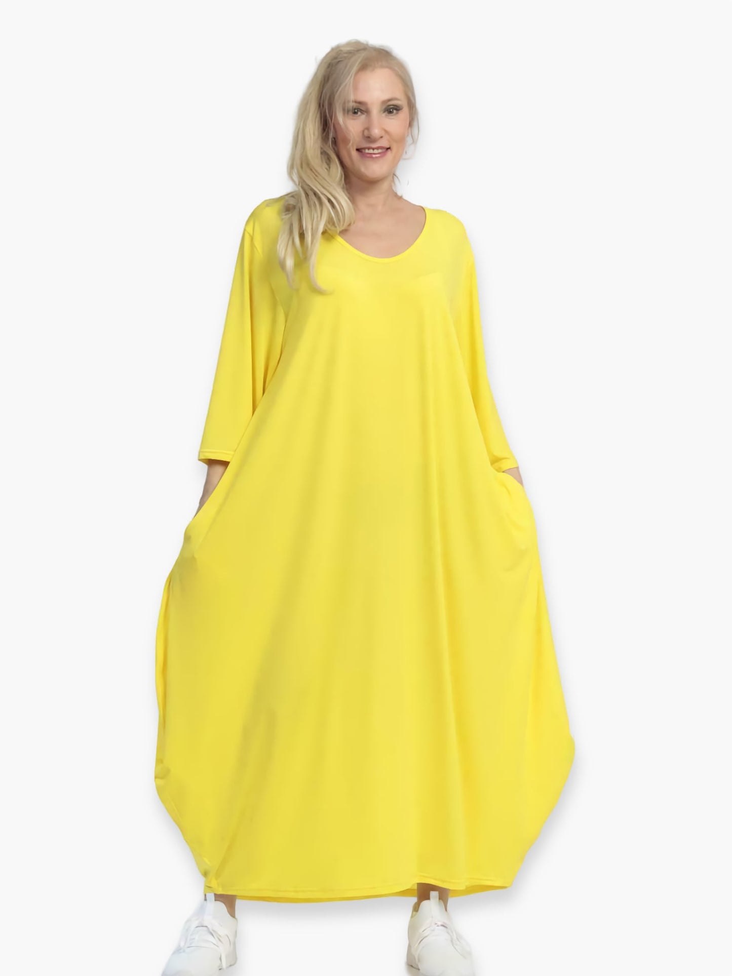 Summer dress in balloon shape made of Slinky quality, Feline Slinky in yellow