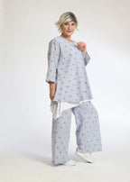 Summer shirt in a rounded shape made of airy poplin quality, Jenny in light blue and white