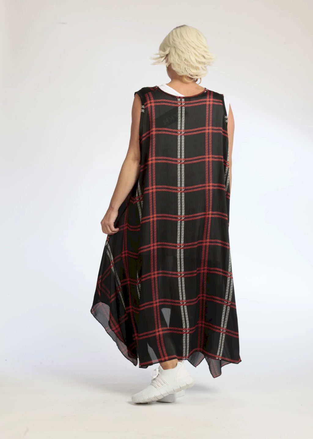 Summer tunic in A-shape made of airy chiffon quality, Mira in black and red