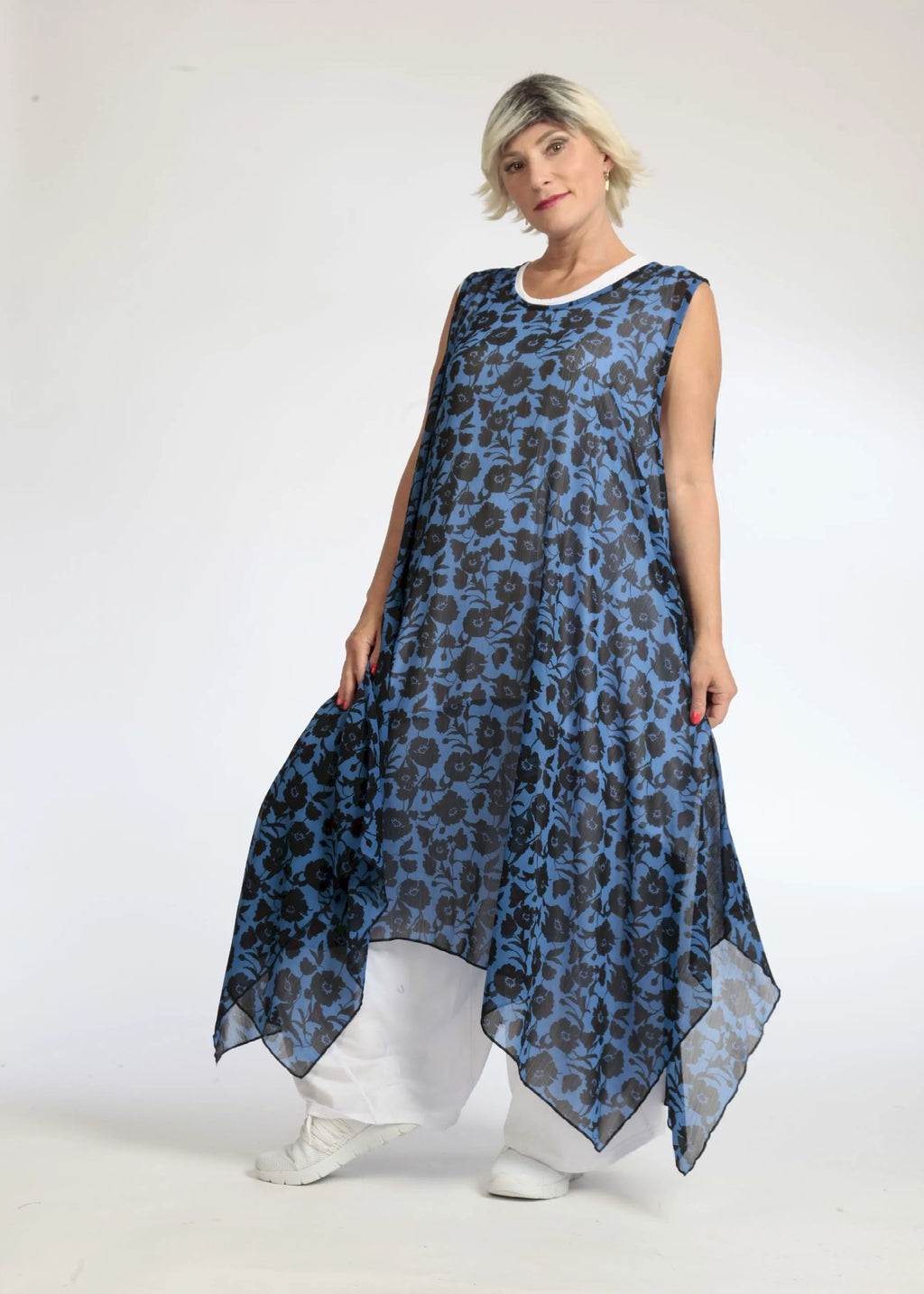 Summer tunic in A-shape made of airy chiffon quality, Samara in blue-black