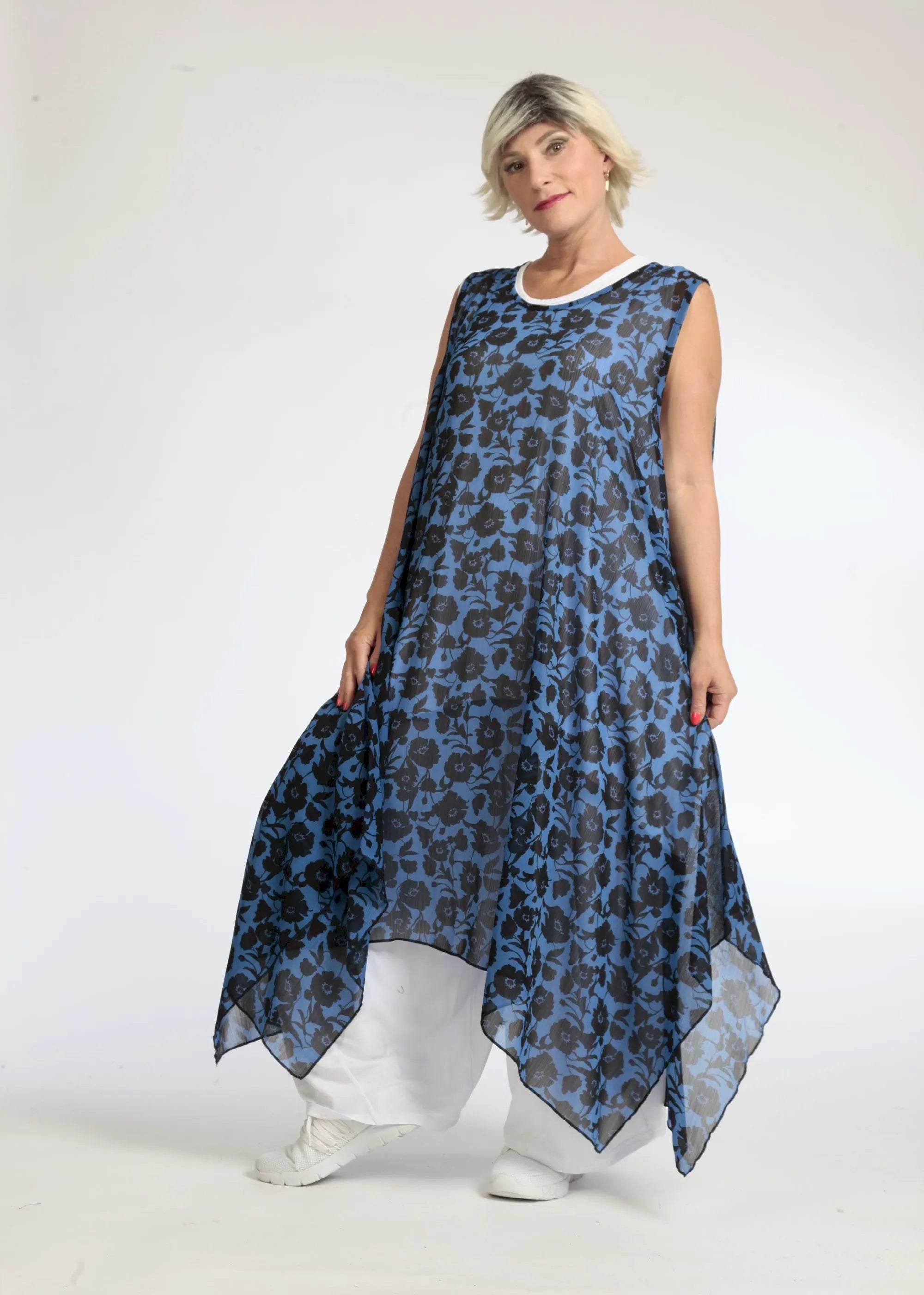 Summer tunic in A-shape made of airy chiffon quality, Samara in blue-black
