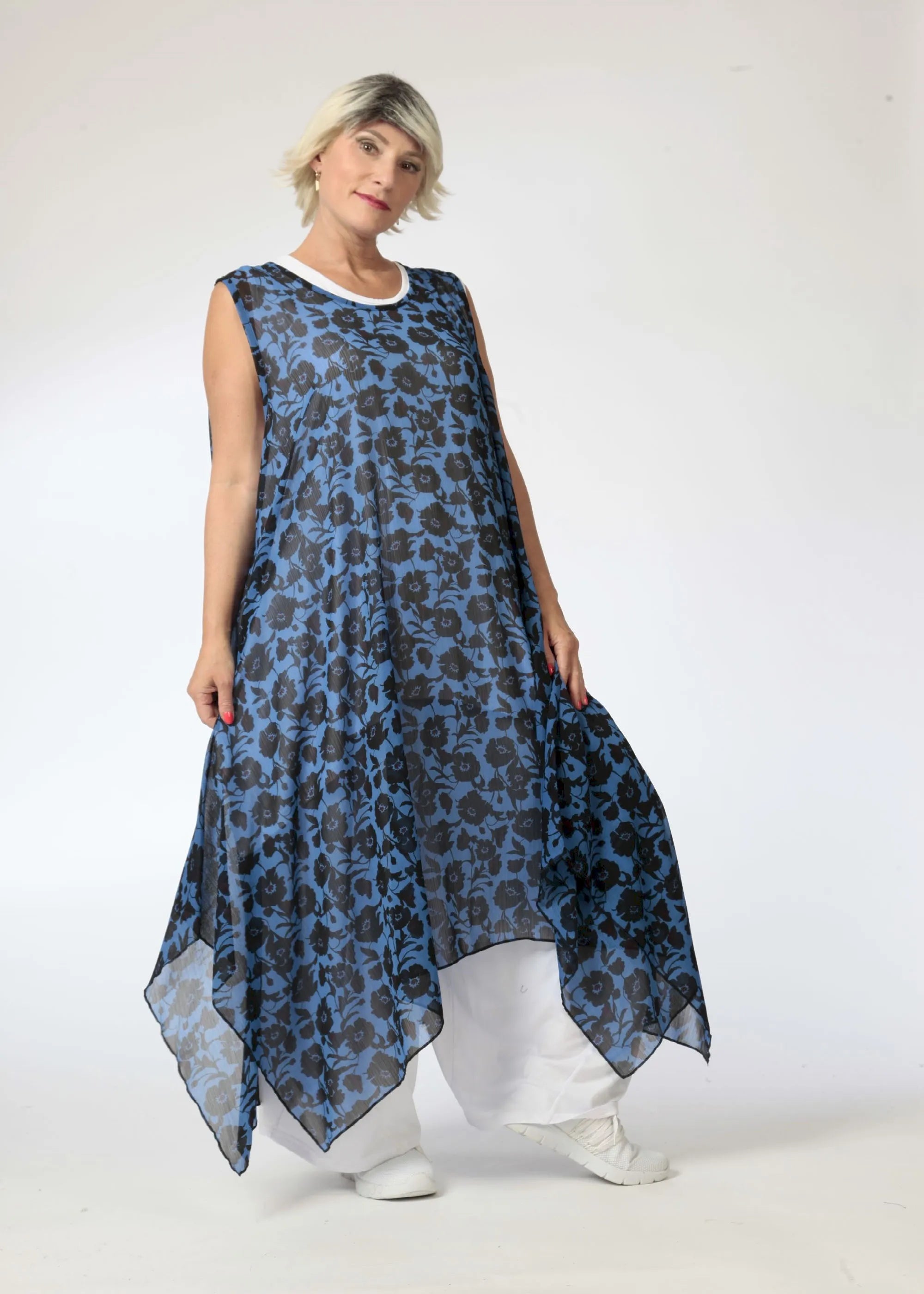 Summer tunic in A-shape made of airy chiffon quality, Samara in blue-black