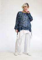 Summer shirt in a straight shape made of airy chiffon quality, Samara in blue-black