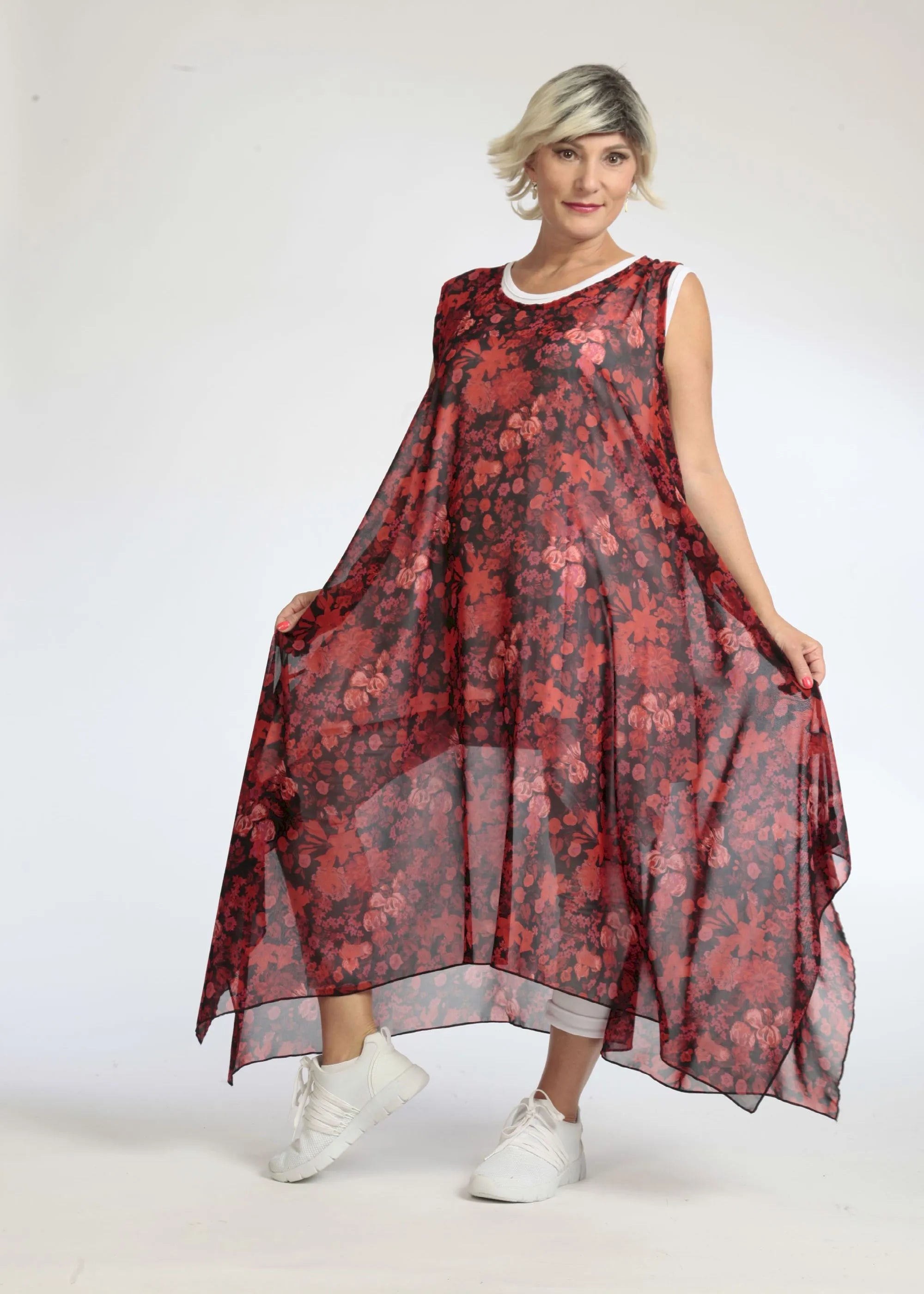 Summer tunic in A-shape made of airy chiffon quality, Eden in red-black