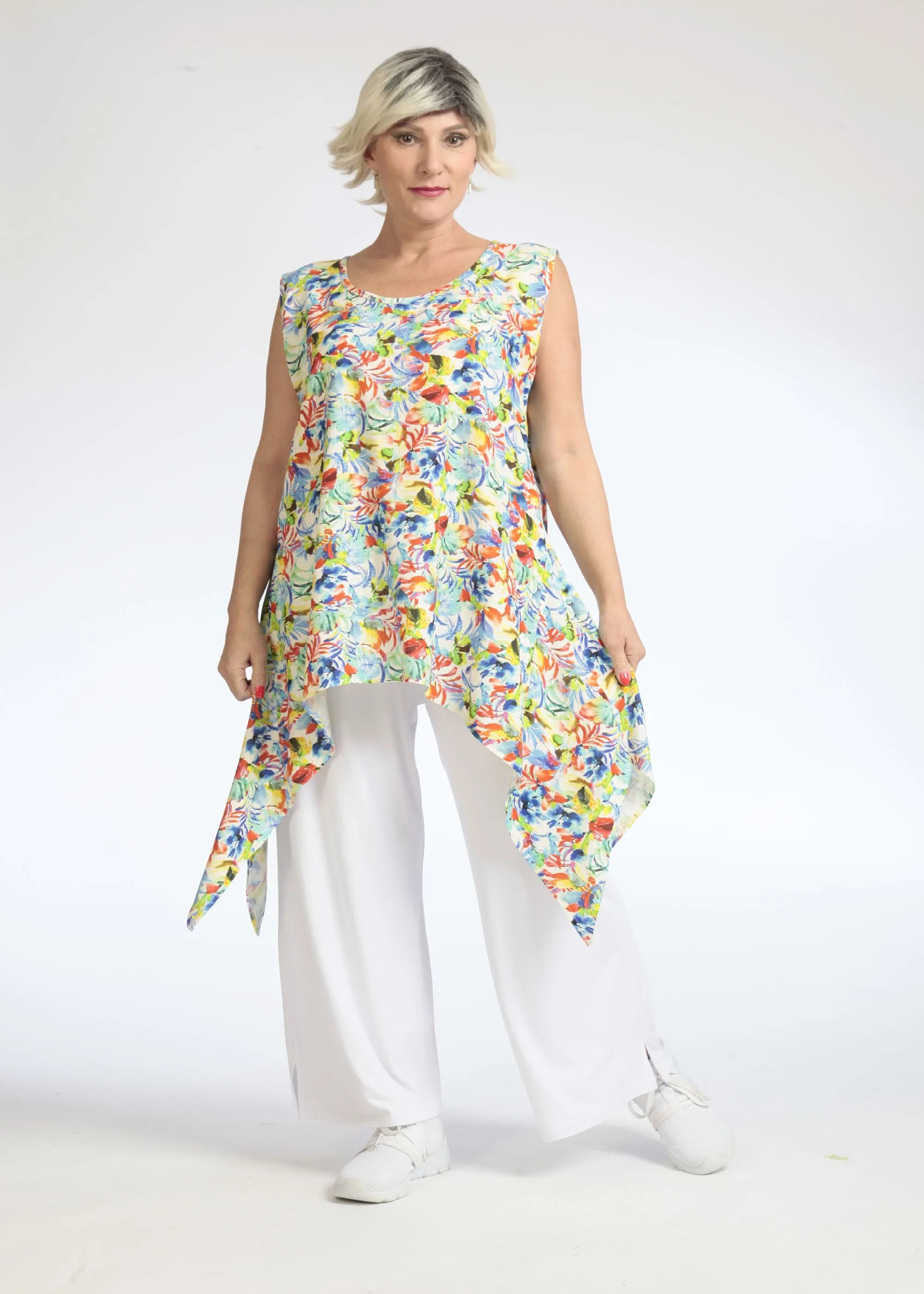 Summer top in a pointed shape made of light linen look quality, Nami in green-blue