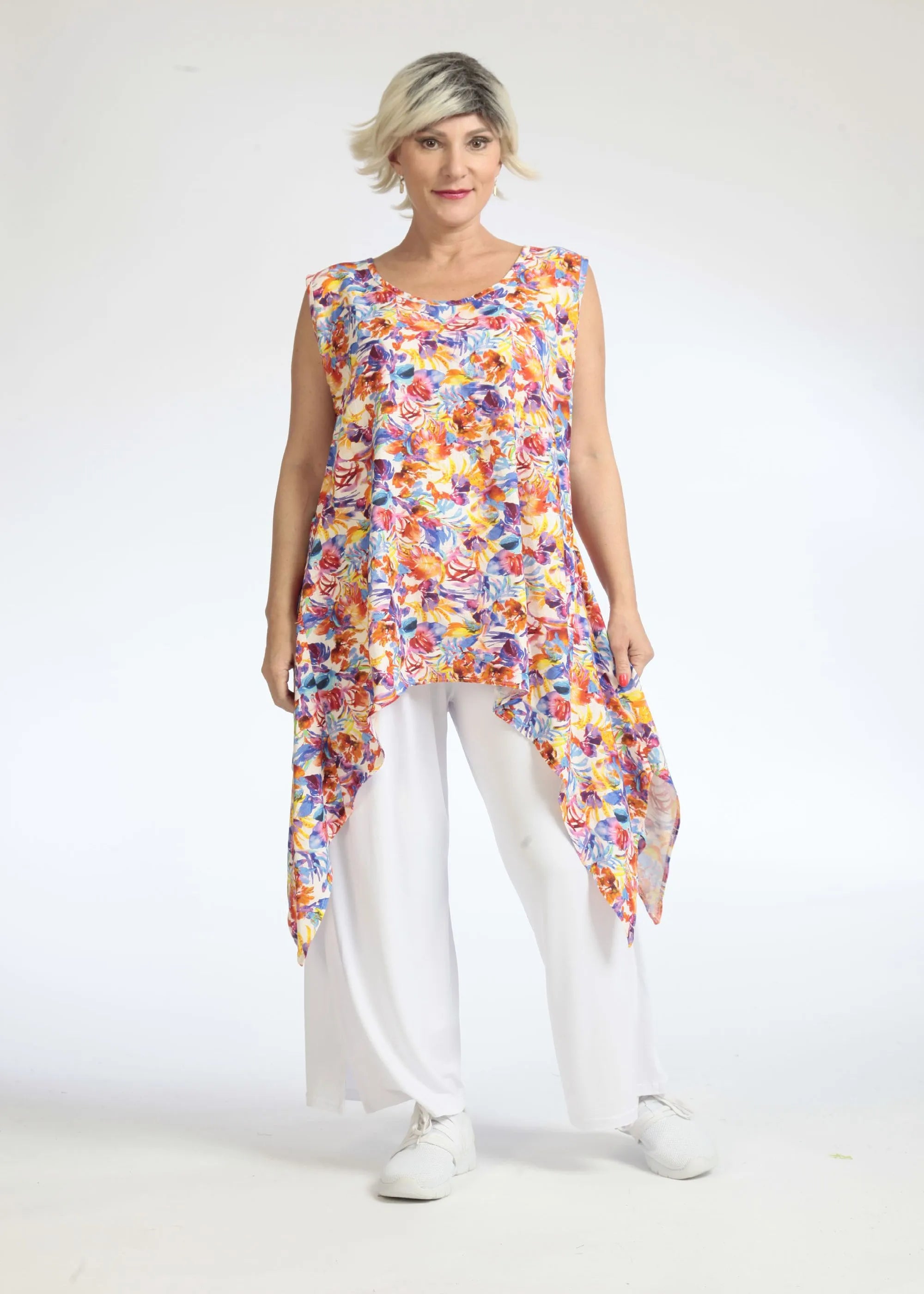 Summer top in a pointed shape made of light linen look quality, Nami in red-blue