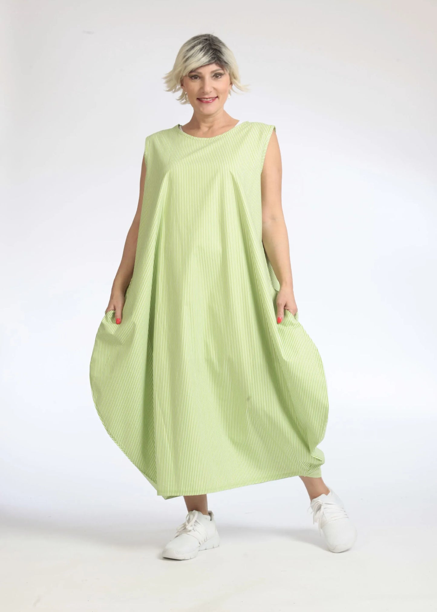 Sommer Kleid in Ballon Form aus glatter Popeline Qualität, Verena in Apfelgrün-Weiß