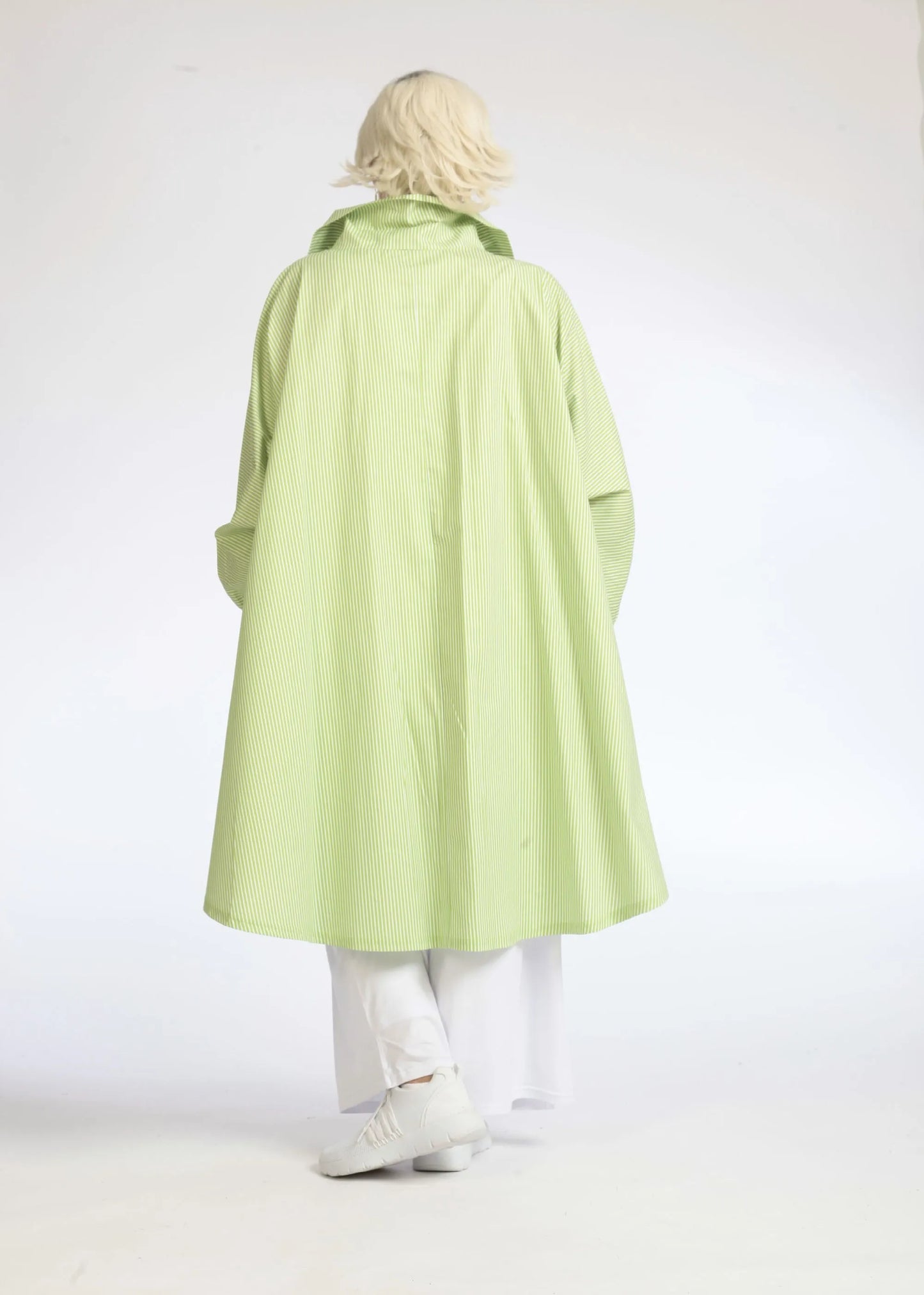 Sommer Bluse in Vokuhila Form aus glatter Popeline Qualität, Verena in Apfelgrün-Weiß