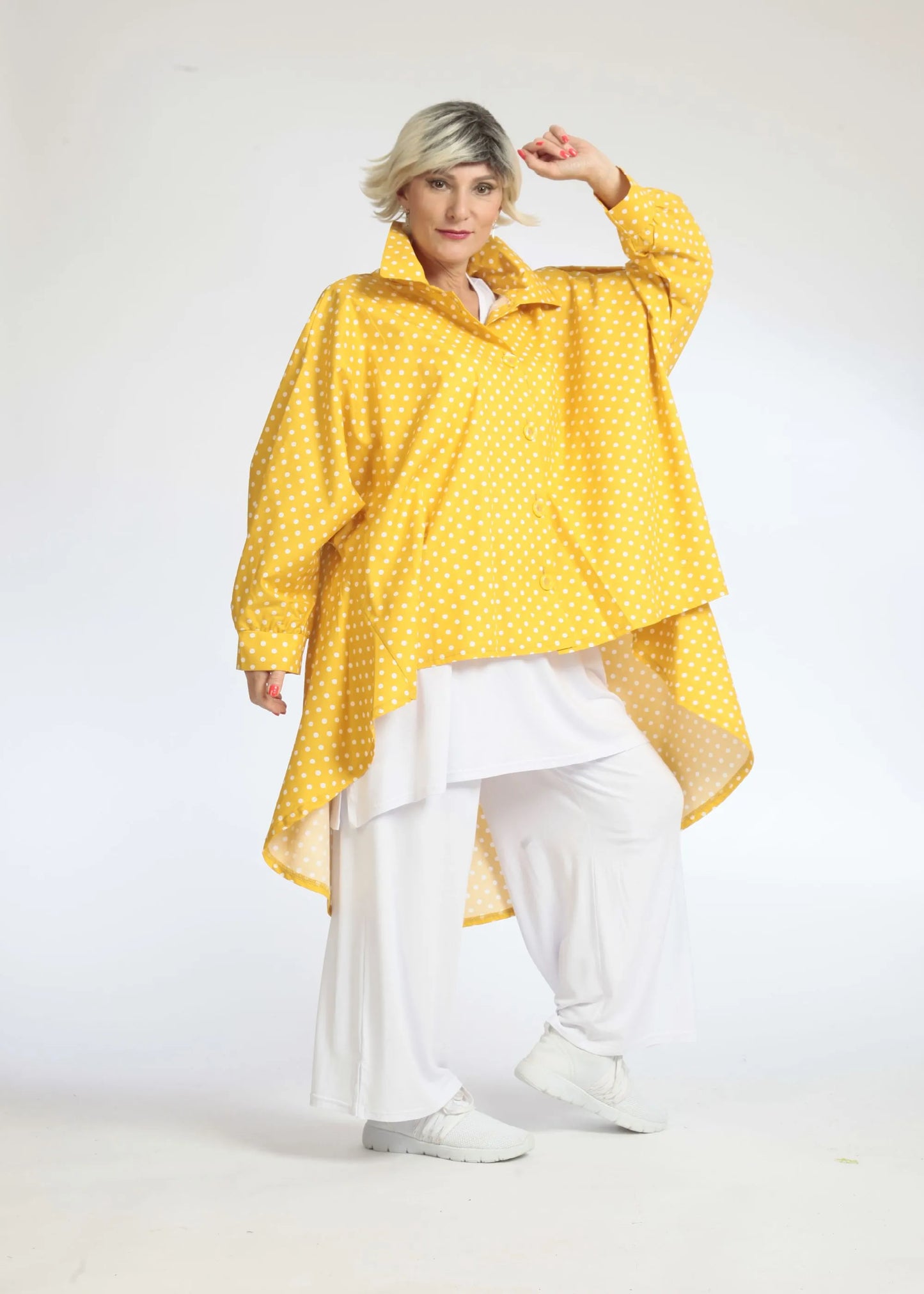 Sommer Bluse in Vokuhila Form aus glatter Popeline Qualität, Freya in Gelb-Weiß