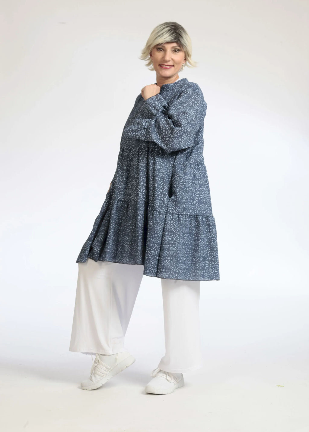 Summer shirt in A-shape made of light poplin quality, Olivia in denim blue