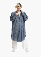 Summer blouse with a rounded shape made of light poplin quality, Olivia in denim blue