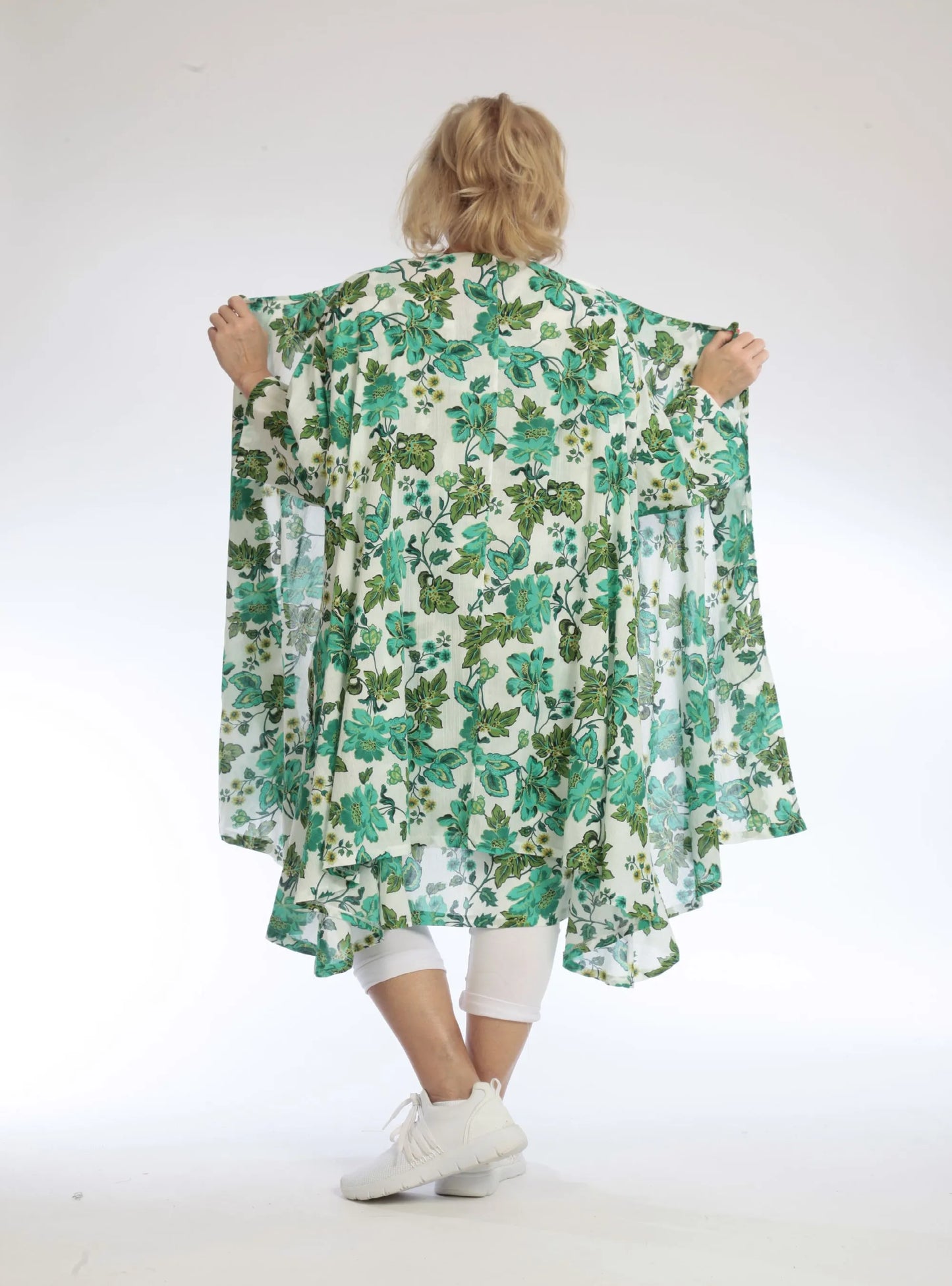 Sommer Jacke in A-Form aus leichter Mousseline Qualität, Azure in Grün