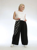 Everyday trousers in a straight shape made of smooth Slinky quality, Piper in dot blue