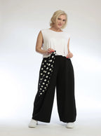 Everyday trousers in a straight shape made of smooth Slinky quality, Piper in dot blue