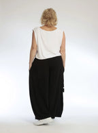 Everyday trousers in a straight shape made of smooth Slinky quality, Piper in dot blue