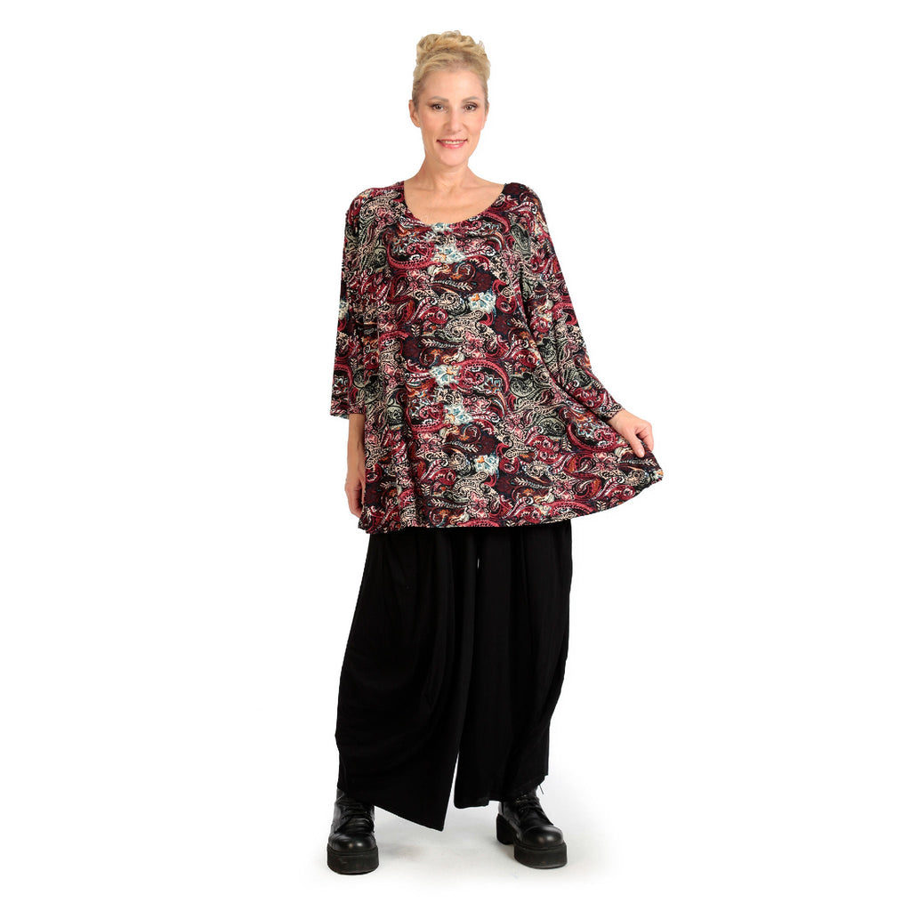Transition shirt in bell shape made of stretcher jersey quality, paisly in red