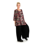 Transition shirt in bell shape made of stretcher jersey quality, paisly in red