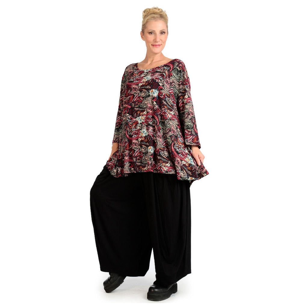 Transition shirt in bell shape made of stretcher jersey quality, paisly in red