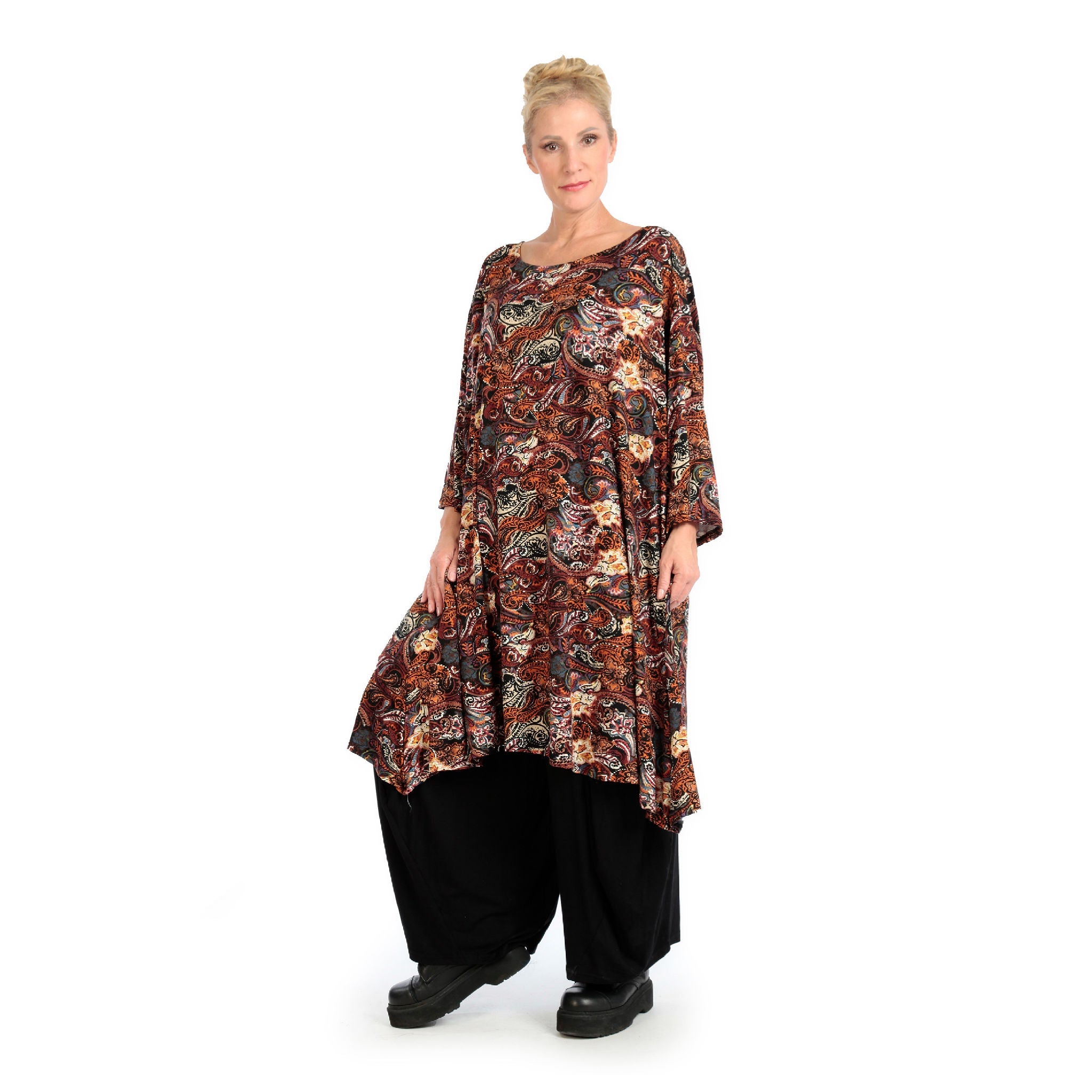 Transitional big shirt in A-shape made of stretcher jersey quality, Paisly in rust