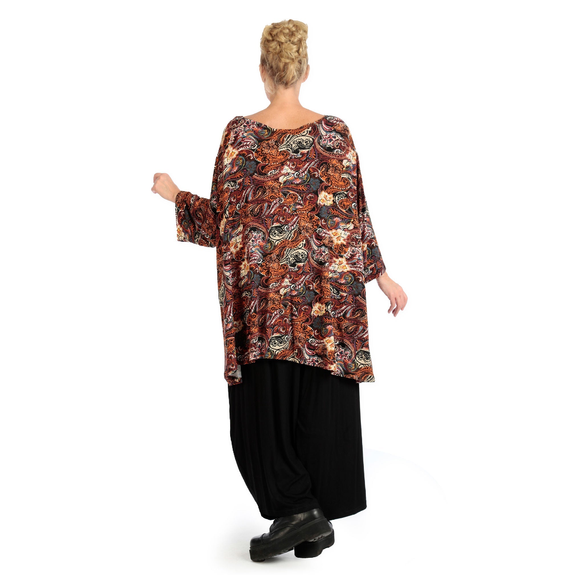 Transitional big shirt in A-shape made of stretcher jersey quality, Paisly in rust