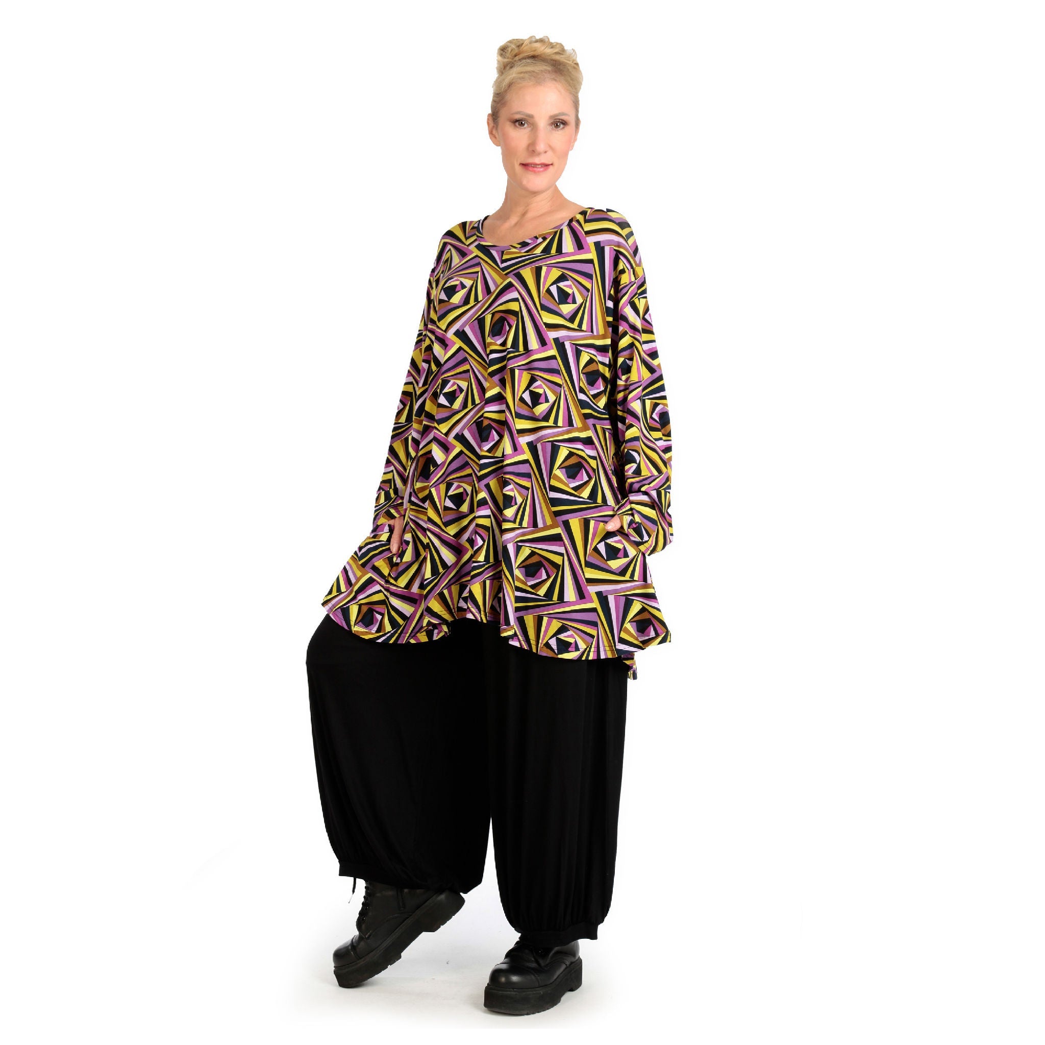 Winter shirt in bell shape made of stretcher jersey quality, maple in purple-yellow-lilac