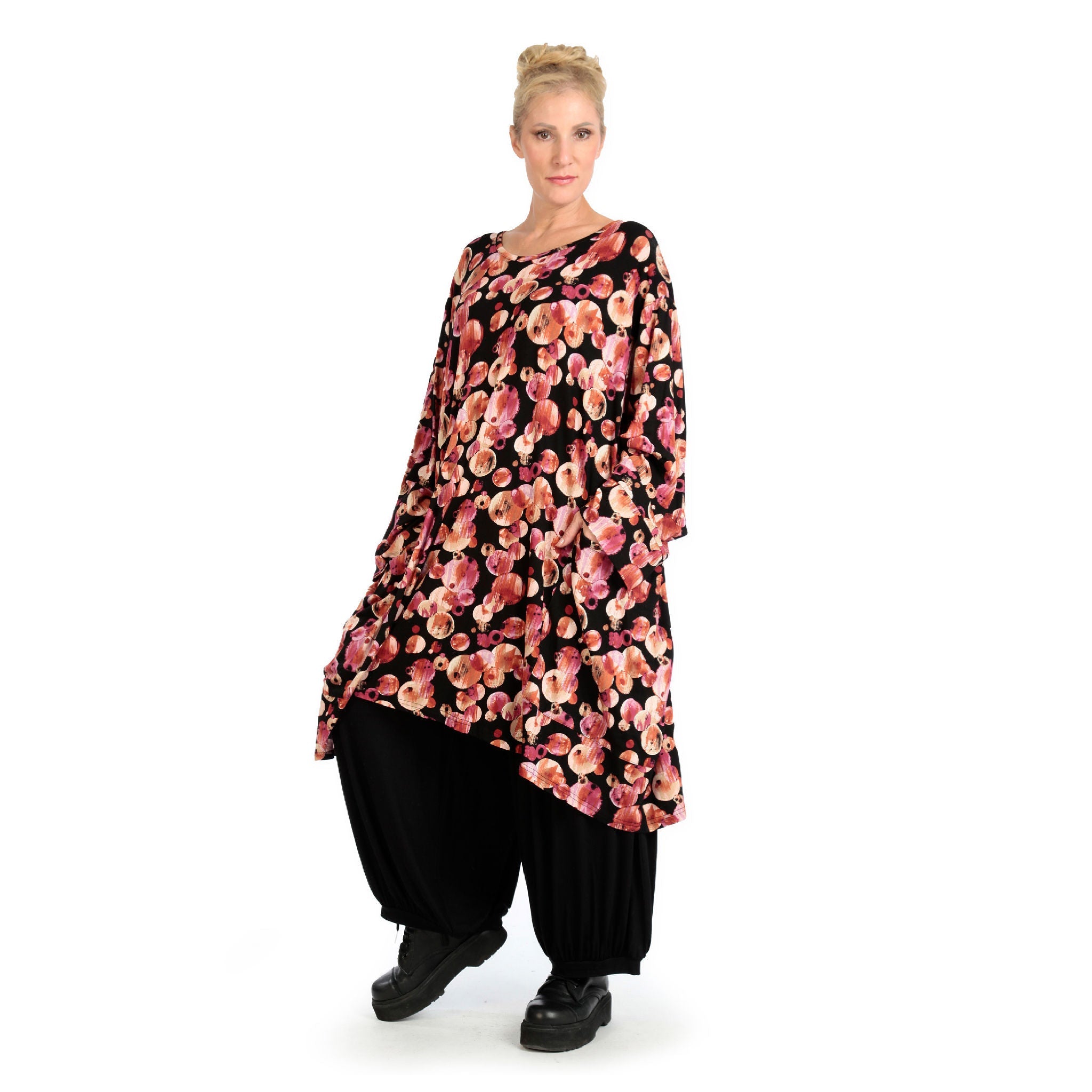 Winter big shirt in balloon shape made of stretcher jersey quality, Luna in black-red-fuchsia